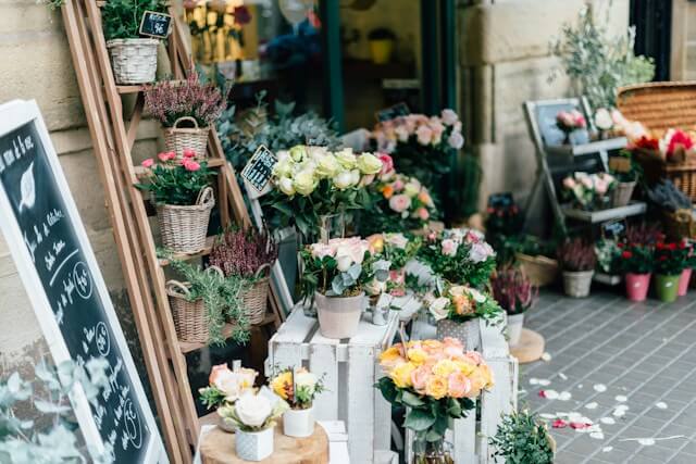 Zoho POS for florists and gift shops