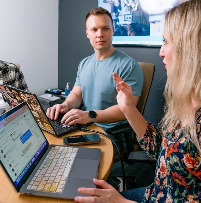 Zoho Projects Team Training and Adoption Oman